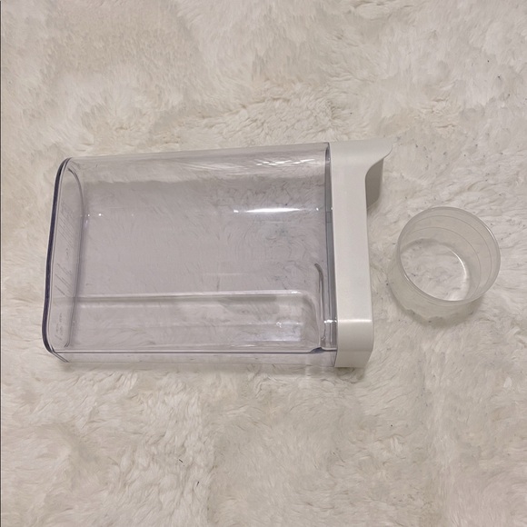 Muji Rice Storage Box - Picture 4 of 4